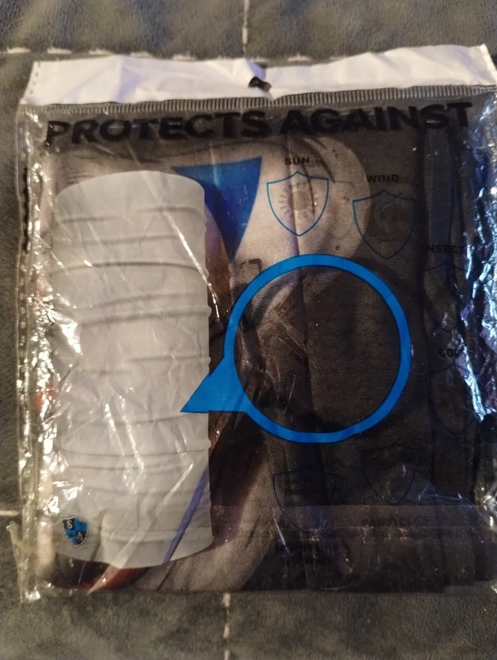 Creepy Long Pull Over Gaiter full face mask - Image 1 of 2