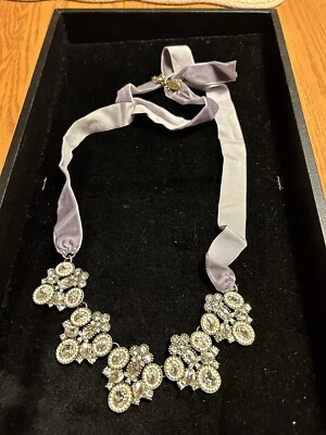 Collar Ann Taylor Factory Tono Dorado Gris Terciopelo Faja Estrás Semilla Perla Foto 1 de 4