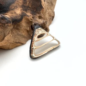 Colgante Natural Soldado Pirámide Verde Cremoso (SHP10) - Imagen 1 de 9