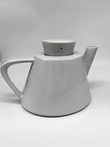 Ikea White Modern Style Tea Pot with Handle and Locking Lid #15199 Classic Large - Picture 1 of 5