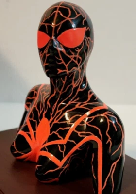 VENOM SPIDER-GIRL LIMITED EDITION BUST -EARTH X-DYNAMIC FORCES #2517/5000 - 2001 - Imagem 1 de 4