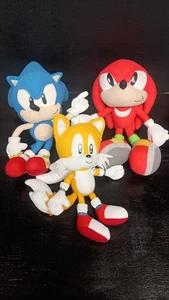 Vintage Lot Of 3 Plush Sonic Hedgehog Knuckles Tails 10" Sega - Picture 1 of 13