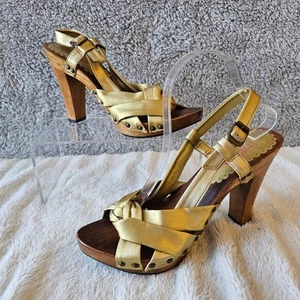 VTG Tribeca by Kenneth Cole Women Slingback Wooden High Heels Sz 8 Metallic Gold - Picture 1 of 8