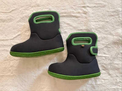 Botas Bogs para niños pequeños 9C Foto 1 de 4