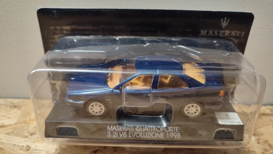 Maserati Quattroporte 3.2 V8 Evoluzione 1998 Edicola scala 1/43 - Immagine 1 di 1