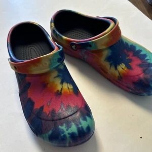 Crocs Bistro Grafik Clog Größe Herren 11 Batik Regenbogen Schuhe - Bild 1 von 4