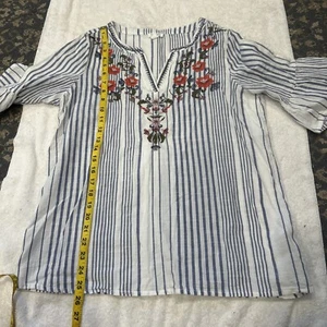 Top/camicia floreale Westport taglia Med ricamato e foderato a fumè bianco e blu - Foto 1 di 3