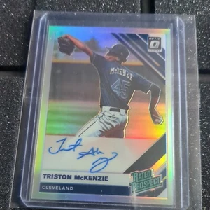 2019 Donruss Optic Triston McKenzie SILVER PRIZM AUTO Rookie - Picture 1 of 4