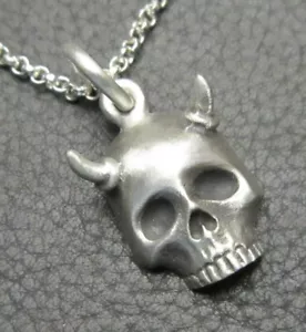 CIONDOLO TESCHIO MJG ARGENTO STERLING LIL DEVIL ANGUS + CATENA. CHITARRISTA. AC/DC - Foto 1 di 4