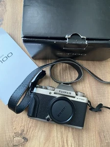 Fujifilm X-T100 24.2 MP Digital Camera - Body Only - Picture 1 of 10