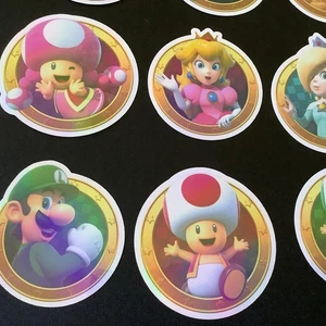 Paquete de pegatinas holográficas de Super Mario: calcomanías de vinilo impermeables - Imagen 1 de 6