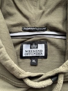 Weekend Offender (XL) Sudadera con Capucha Verde Ejército Pecho 46” Excelente Estado PVP £99 - Imagen 1 de 14