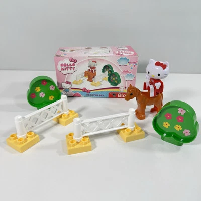 Hello Kitty Big Bloxx Starter Set Brick Building Set - Image 1 of 4