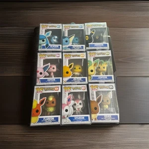 Pokemon TCG Funko Pop Eeveelutions Bundle Of 9 Eevee+Eeveeulutions + Protectors - Picture 1 of 2