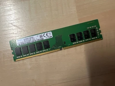 SAMSUNG 8GB  1Rx8 DDR4 PC4-2666V-ED2-11 M391A1K43BB2-CTDQ 2666MHz MICROSERVER - Immagine 1 di 3