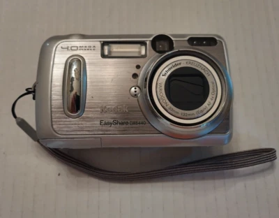 Kodak EasyShare DX6440 4.0MP Digital Camera - Silver For Parts Not Working - Image 1 of 4