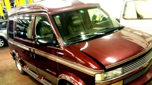 Chevrolet Astro GMC Van 4.3 V6 - Picture 1 of 12
