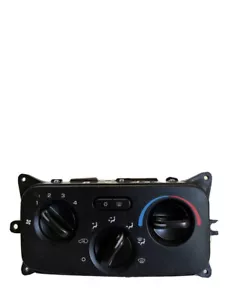 Jeep Cherokee Kj Ac Climate Control Unit P55037533Ag Genuine 2.8 Crd 2008 - Picture 1 of 8