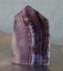 FLUORITA CON PUNTO CRUDO 2,90 PULGADAS DE ALTO/169,7 GRAMOS - Imagen 1 de 6