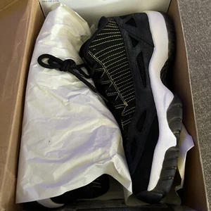 Size 11.5 - Air Jordan 11 Retro IE Low Zest - Picture 1 of 10