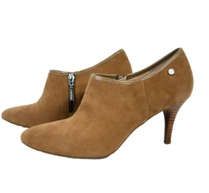 CALVIN KLEIN JENNY TAN BEIGE SUEDE 3” BOOTIE HEELS PUMPS SIZE 9M - Picture 1 of 8