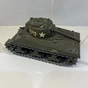 SOLIDO 231 Sherman M4 A3 WWII TANK - 1/50 Scale - France 1972 USA Decals - Picture 1 of 5