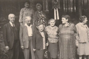 B4 -Foto Photo Fotografia Anni 60 - Gruppo Uomini e Donne - Foto 1 di 1