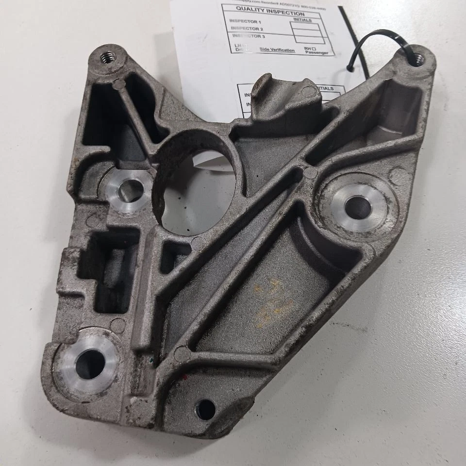 Ford Mustang 2.3 AC Mount Bracket  2015 2016 2017 - Image 1 of 4