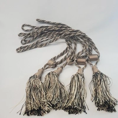 Juego de 4 borlas con flecos trenzados negros tostados Foto 1 de 4