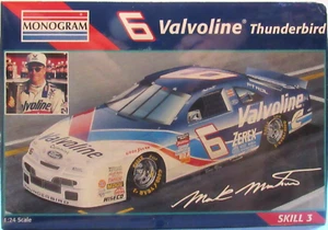 NUOVO Revell Monogram #6 Valvoline Thunderbird kit modellino scala 1:24 Mark Martin - Foto 1 di 5