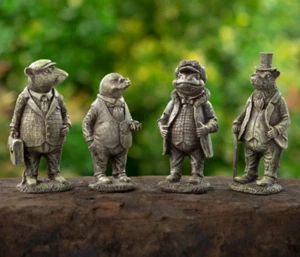 Set 4 Wind in the Willows Mini Resin Home Statue Badger Toad Mole Ratty Ornament - Picture 1 of 6