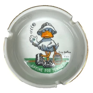 Vintage Ashtray 1976 Suzy's Spafford Zoo Duck "Anyone For Tennis?" - Picture 1 of 6