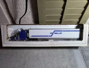Fremiller Peterbilt 379 Van Trailer 32893 1:64 Toy collector Club - Picture 1 of 5