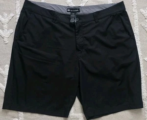 Travis Mathew Herren schwarz 9,5" Schrittlänge, Stretch Shorts, Größe 40.  - Bild 1 von 5