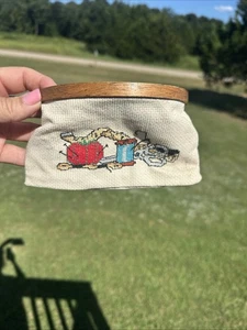 Vtg Embroidered Jolly Olde St Nick Christmas Needlepoint Santa Claus Bag - Picture 1 of 11