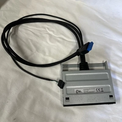 CSL USB 3.0 3,5" interner Multi Speicherkartenleser für PC Frontplatte - Bild 1 von 2