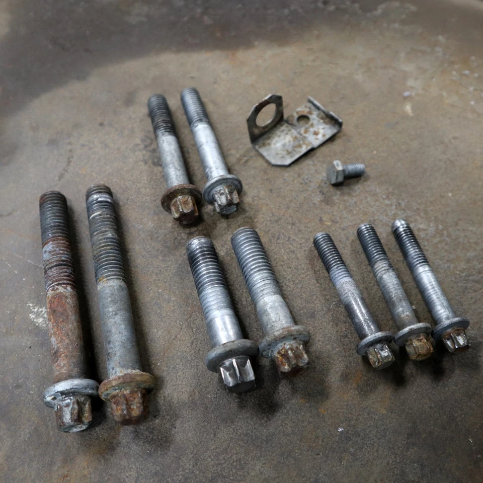 BMW E36 E46 Z3 5 Speed Getrag 220 ZF Manual Petrol Gearbox Bellhousing Bolt Set - Image 1 of 4