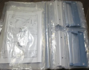 Qty 1 Rohde & Schwarz 1096.2506.00 19" Rack Mount & Handle Set BRAND NEW OEM - Picture 1 of 3