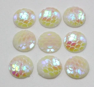 100 White Luster AB Flatback Resin Fish Scale Pattern Round Cabochon 12mm - Picture 1 of 6