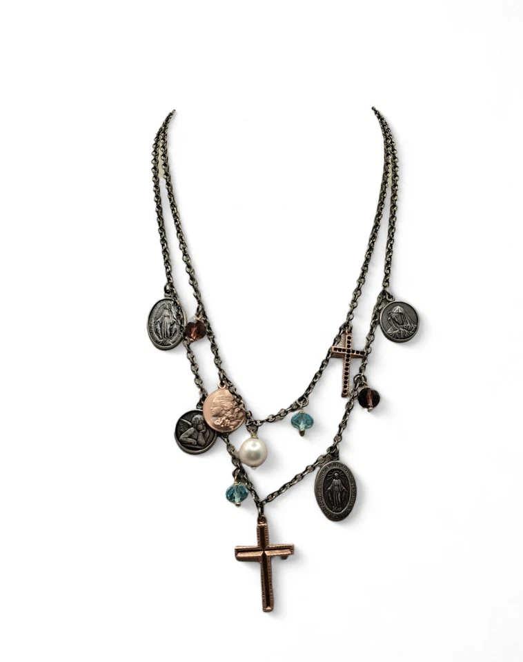 Collana UNOAERRE FASHION JEWELLERY in ottone argentato con pendenti a tema sacro - Immagine 1 di 1