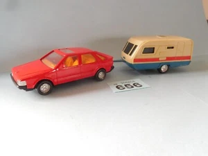 Kees 1:37 Die Cast Touring Set Saab 9000i rosso auto e caravan d'epoca (656) - Foto 1 di 11