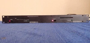 Lot of 2 Telex FMR-50 Wireless Microphone Receivers - Picture 1 of 11