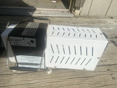 Hydrofarm SGO100C 1000W Lite Switchable Convertible Ballast 120/240V - Image 1 of 4