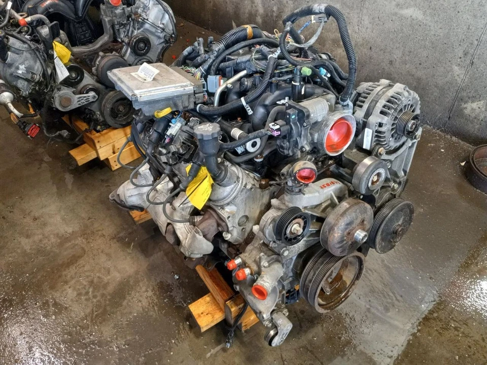 CHEVROLET TAHOE 2003-2004 ENGINE 5.3L 1628917 Foto 1 de 1
