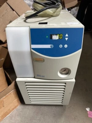 Thermo Electron NESLAB Merlin M25 Circulating Lab Chiller, BOM# 262112150000 - Image 1 of 4