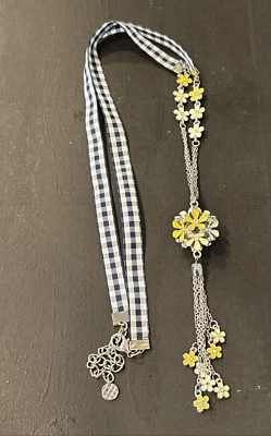 Talbots Amarillo y Blanco Margarita Colgante Azul Blanco Tela 30”-33” Collar Foto 1 de 4