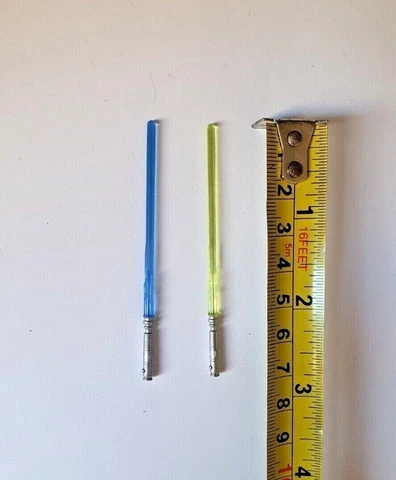 Star Wars LUKE SKYWALKER JEDI KNIGHT LIGHTSABER FIGURE ACCESSORY Light Saber LOT Cover