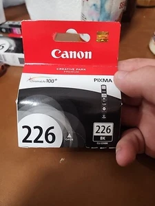 Canon PIXMA CLI-226BK Black Inkjet Ink Tank Cartridge New In Box Genuine Canon - Picture 1 of 4