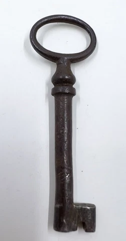 Antique Fancy Ornate Hollow Open Barrel Metal Steel Skeleton Key 2.75” Cover