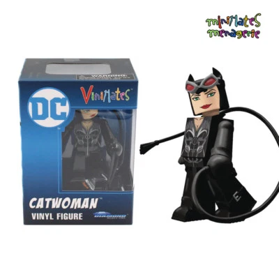 Vinimates DC Comics Catwoman Vinyl Figure - Image 1 of 4